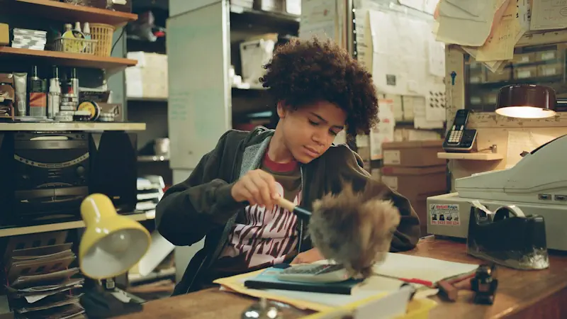 McLaughlan comfort shoes Melbourne pasa-faho movie scene